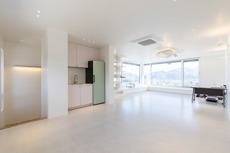 13-2층 거실_02.jpg