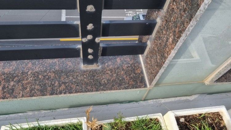 R_7-나. 건물 정면 파라펫부의 상세2.jpg