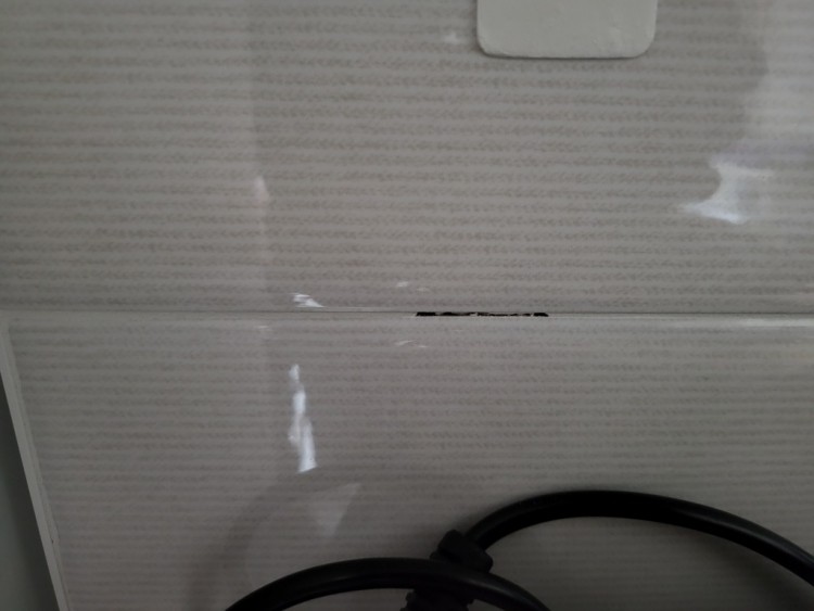 사본 -타일크랙 (2).jpg