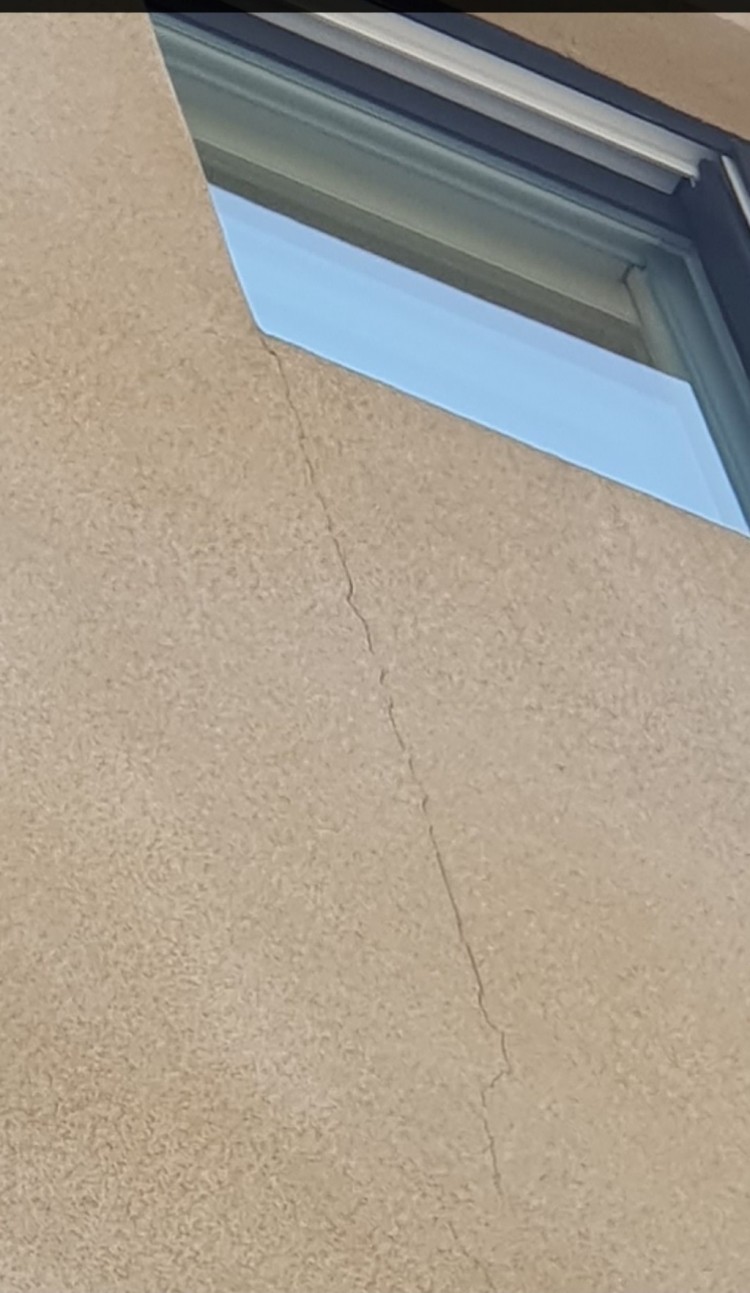 크랙사진1 (2).jpg