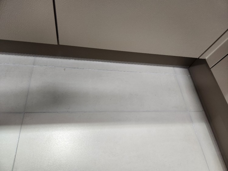 보수 후 거실 및 주방3.jpg