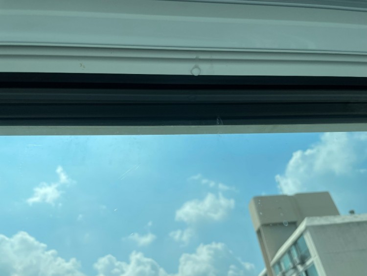 픽스창 누수2.jpg