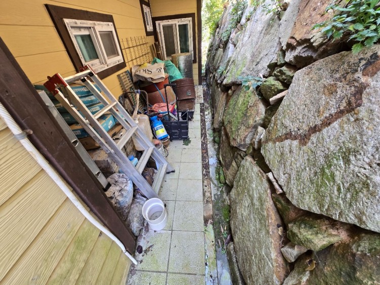 주택 동쪽 배면.2.jpg