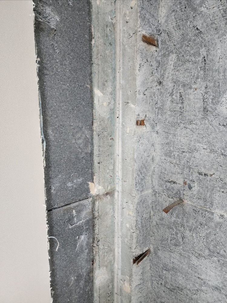 벽면 모서리 2.jpg